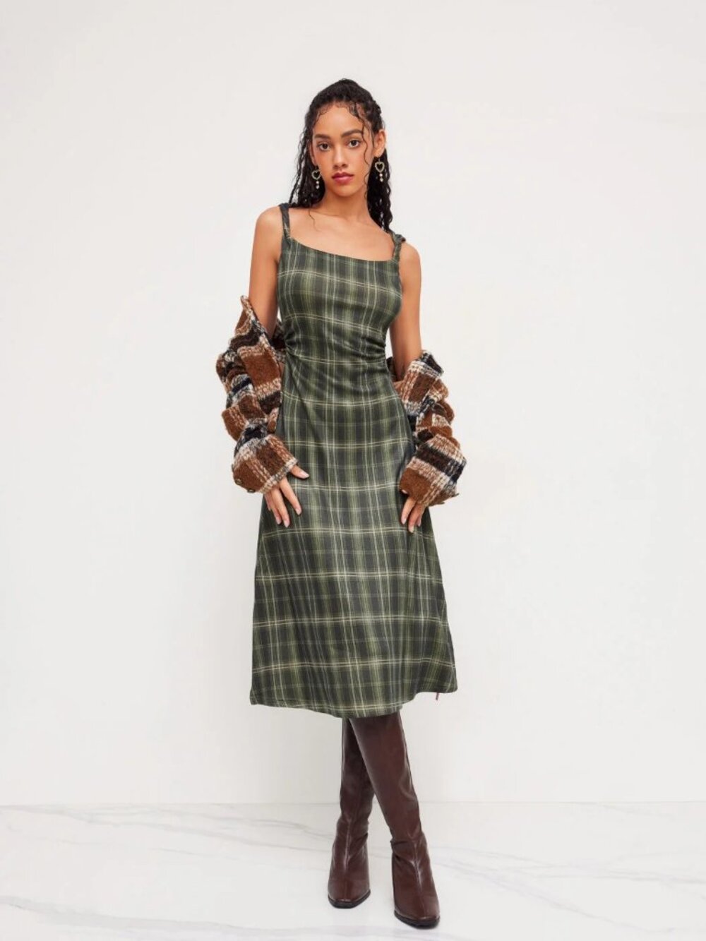NWT CIDER Scoop Neckline Ruched Midi Dress Tartan Green – XS - Picture 2 of 13